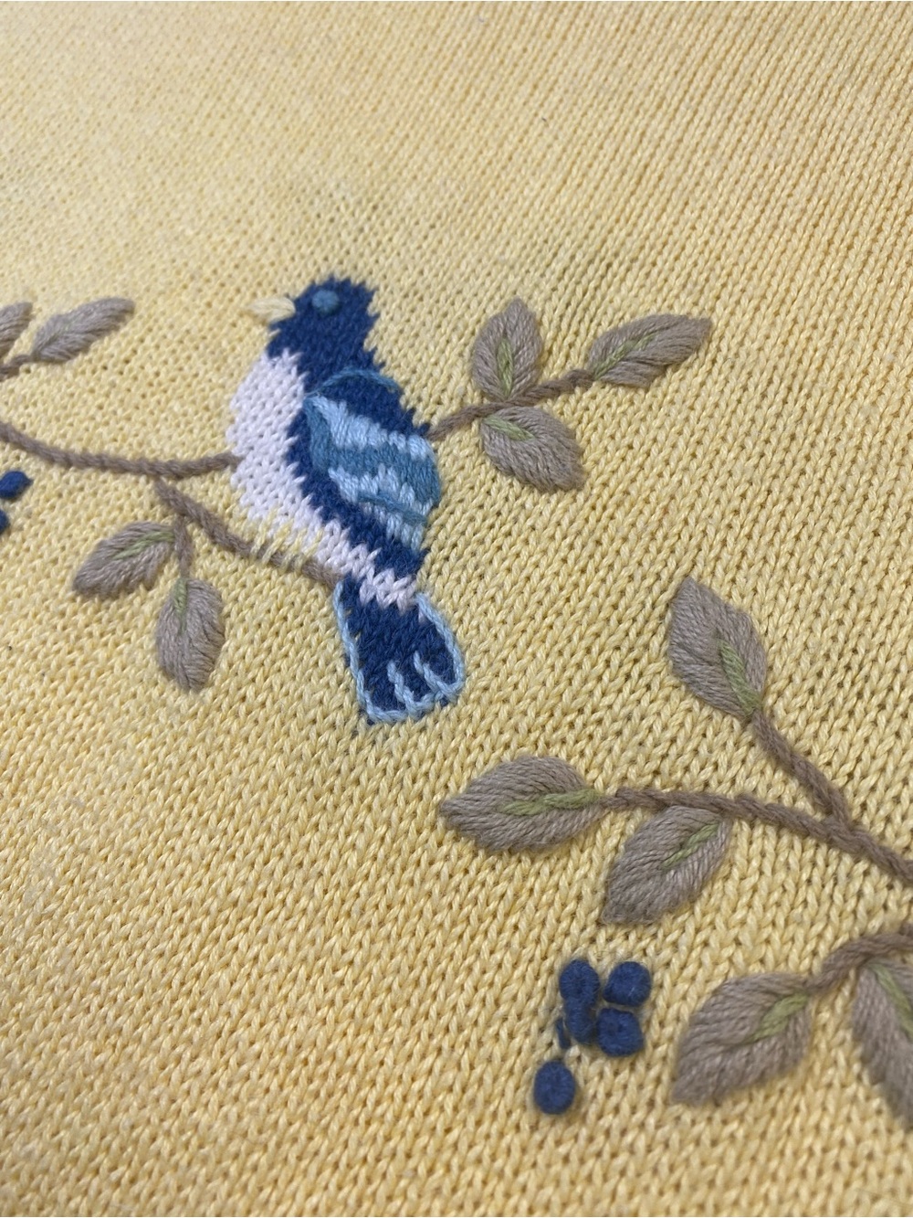 Vintage Christopher & Banks Pale Yellow Knit Sweater with Blue Trim - Picture 8 of 9